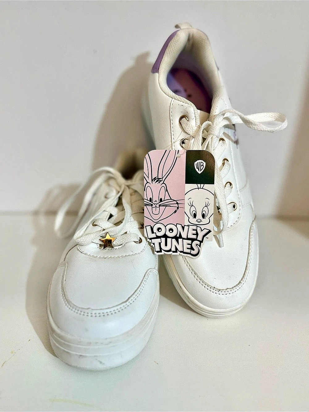 Looney Tunes Space Jam sneakers White & Purple Women’s Size 8 NWT